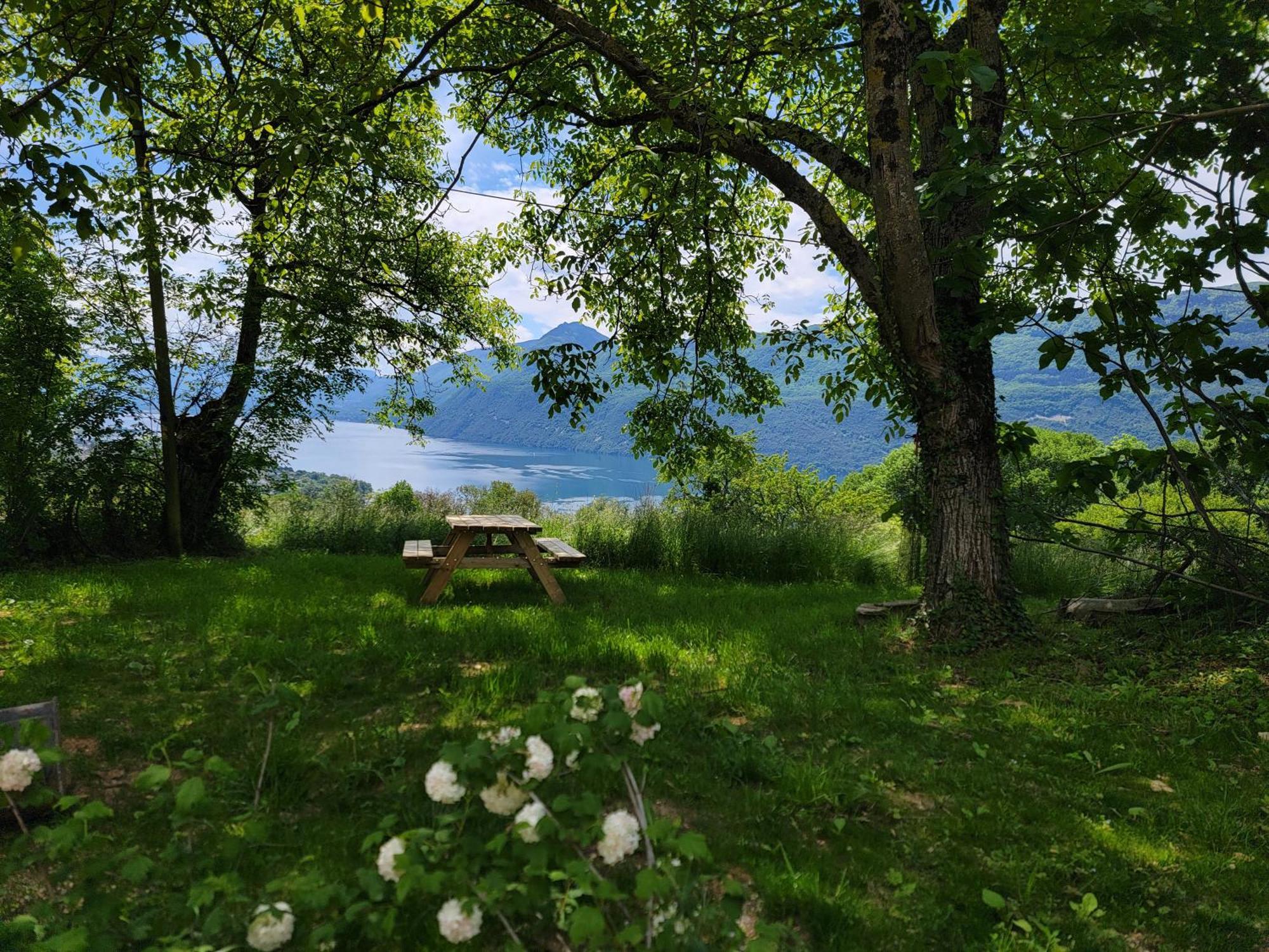 L'Alpage, Vue Lac Brison-Saint-Innocent Buitenkant foto